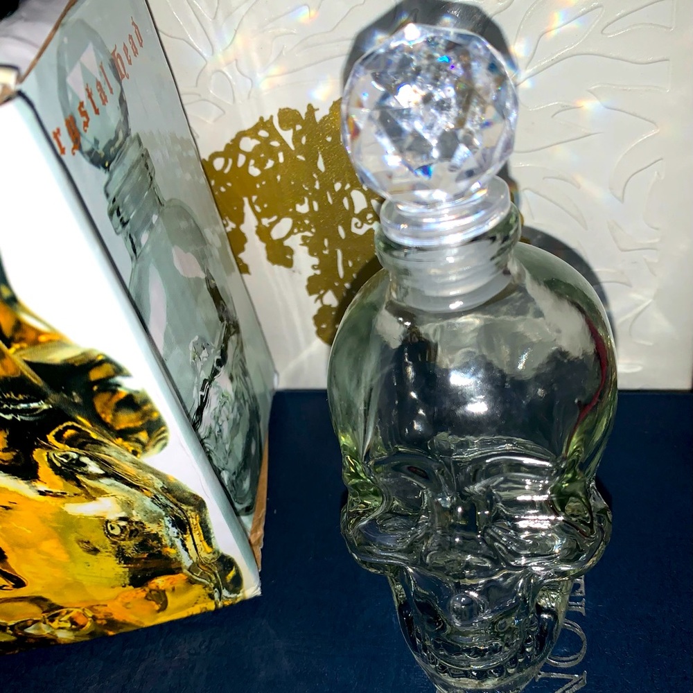 New In Box Crystal Head Vodka Empty Crystal Head Glass Decanter